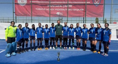 MANİSA İL KARMASI HOKEY TAKIMI 1. LİG’E YÜKSELDİ