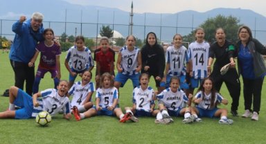 Manisa’nın Kızları Türkiye Üçüncüsü Oldu