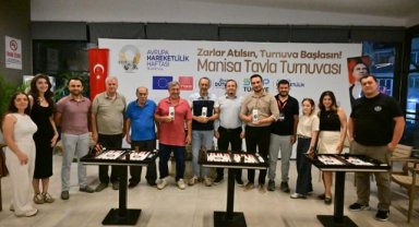 Manisa Tavla Turnuvası’nda finalistler ödüllerini aldı