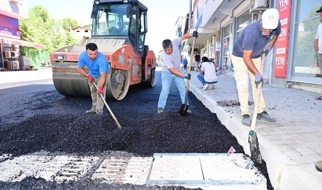 SELENDİ’DE YILLARIN YOL SORUNU ÇÖZÜLÜYOR