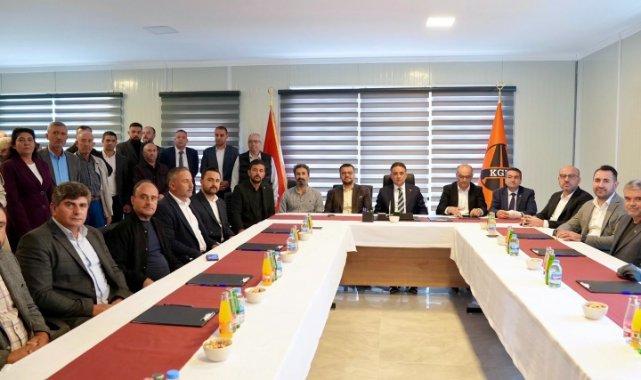 Baybatur, Akhisar’da muhtarların taleplerini dinledi, ulaşım yatırımlarını inceledi