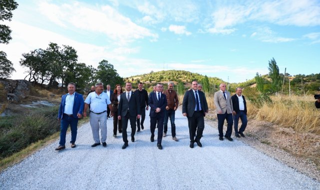 Demirci’de 12 mahalleyi birbirine bağlayan 46 kilometrelik yol yenilendi