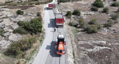 Manisa Büyükşehir’den Kula’da 35 kilometrelik asfalt çalışması