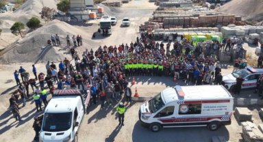 Manisa Büyükşehir Personeline Yol Çalışmalarında Güvenlik Eğitimi