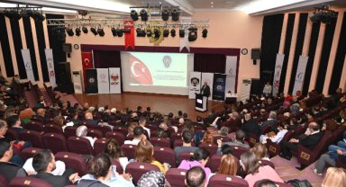 Manisa’da Okullarda Güvenlik İçin Farkındalık Toplantısı