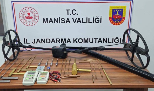 Saruhanlı’da Define Arayan 5 Kişi Suçüstü Yakalandı