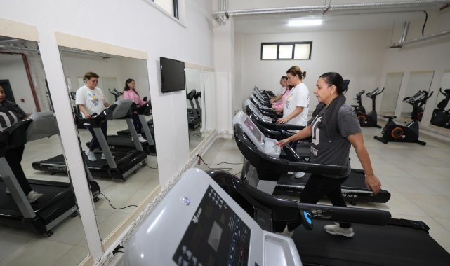 Şehzadeler’de Kadınlar Sporla Hem Sağlıklı Kalıyor Hem Stres Atıyor