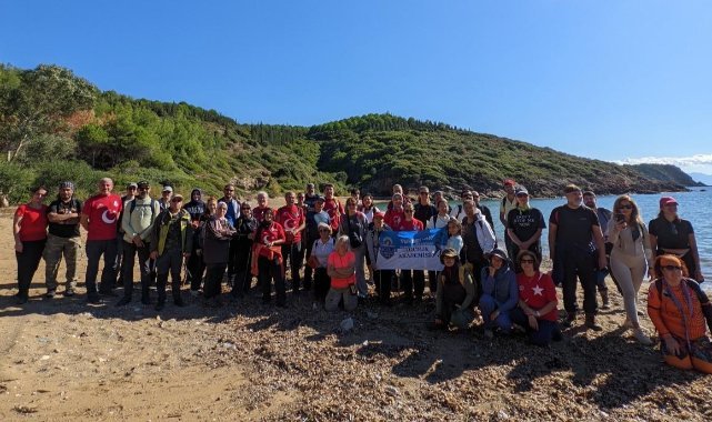 TURBELDAK’tan Seferihisar Doğanbey’de 9 Kilometrelik Doğa Yürüyüşü