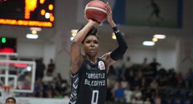 Turgutlu Belediyesporlu Kelsey Renee Bone’a 4 Maç Men ve 110 Bin TL Ceza