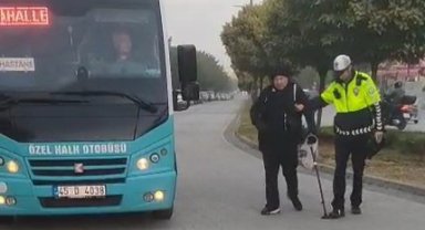 Turgutlu’da Trafik Polislerinden Örnek Davranış
