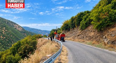 Turgutlu’da Yollarda Güvenlik İçin Oto Korkuluk Çalışması