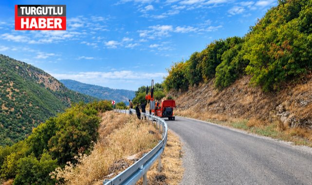 Turgutlu’da Yollarda Güvenlik İçin Oto Korkuluk Çalışması