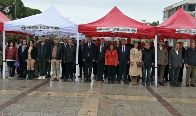 Yeni Parti'den Alternatif Cumhuriyet Bayramı Töreni