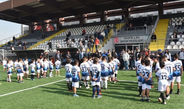 Yunusemre Belediyespor Geleceğin Futbol Yıldızlarını Arıyor