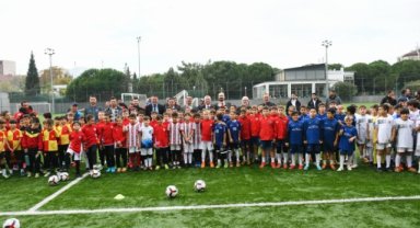 Yunusemre’de Cumhuriyet Coşkusu Futbol Sahasına Taşındı: 16 Takım Mücadele Etti