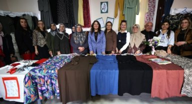 YUNUSEMRELİ KADINLAR EL EMEKLERİNİ SERGİLEDİ